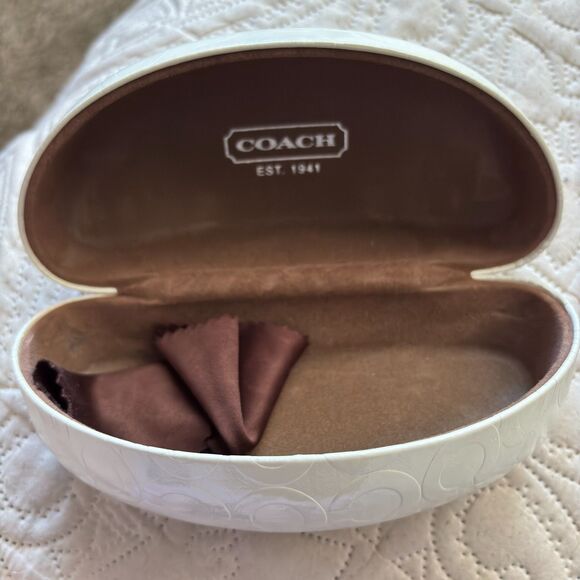 COACH Ivory /Brown Lining Hinged Clam Shell Sunglass/Eyeglass Case - Picture 1 of 4